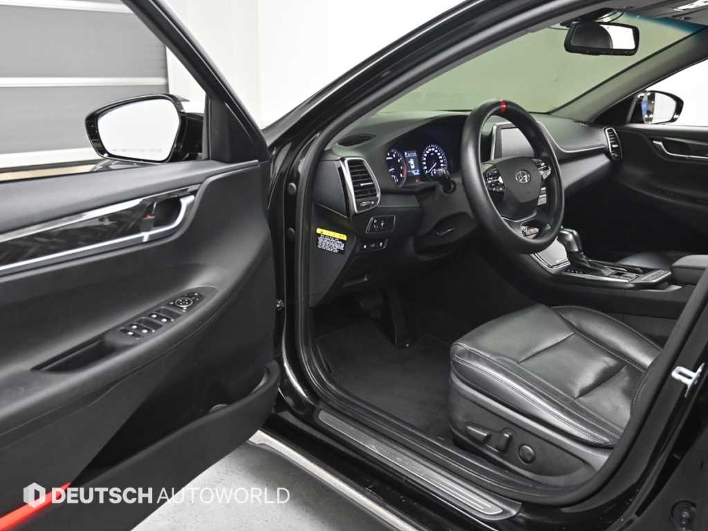 HYUNDAI Grandeur - Vista 11