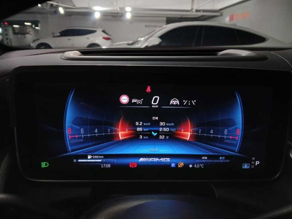 Mercedes Benz GLC Class - Vista 9