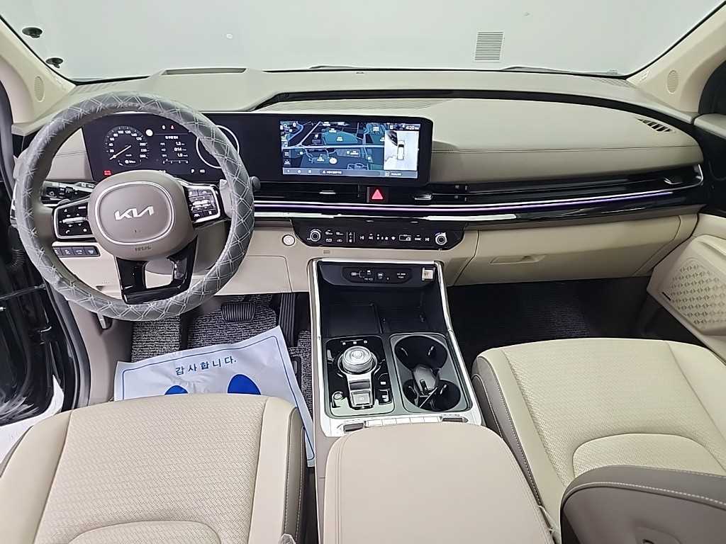 KIA Carnival - Vista 7