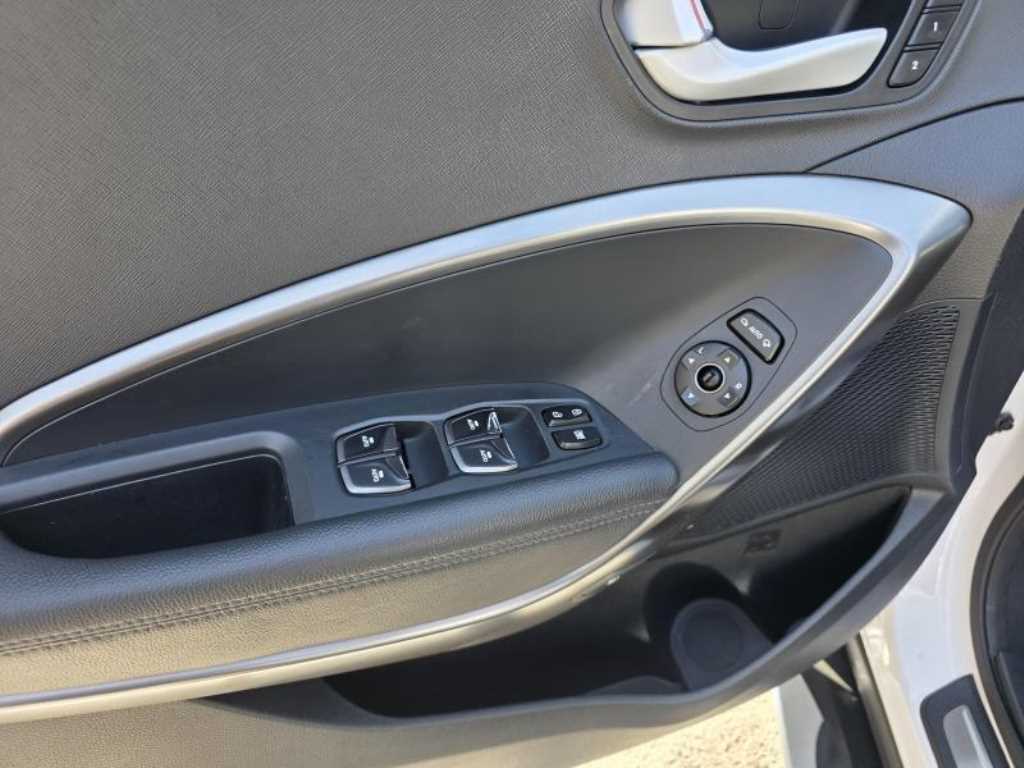 HYUNDAI Santa Fe 2017 Blanco - Importación desde Corea - HF Imports Iquique - Foto 13