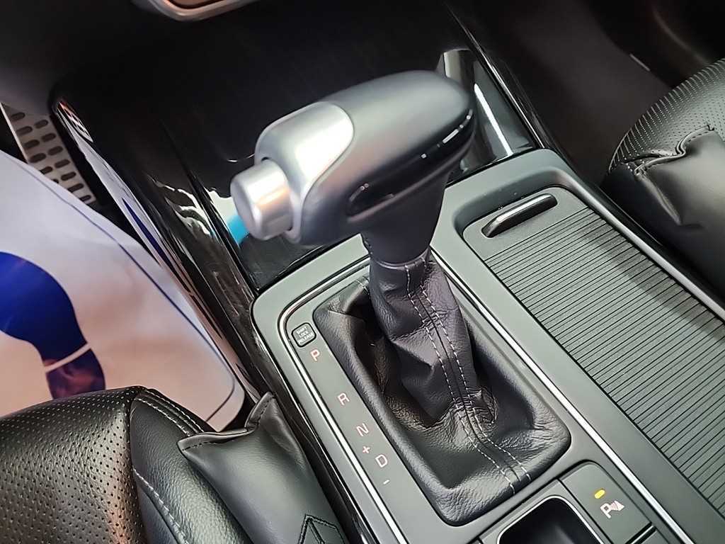 KIA Sorento - Vista 8