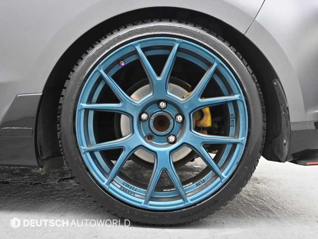 HYUNDAI Veloster - Vista 5