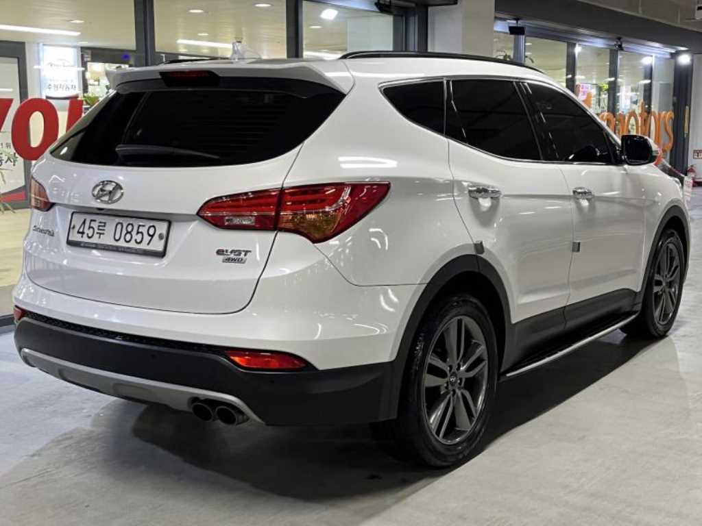 HYUNDAI Santa Fe - Vista 4