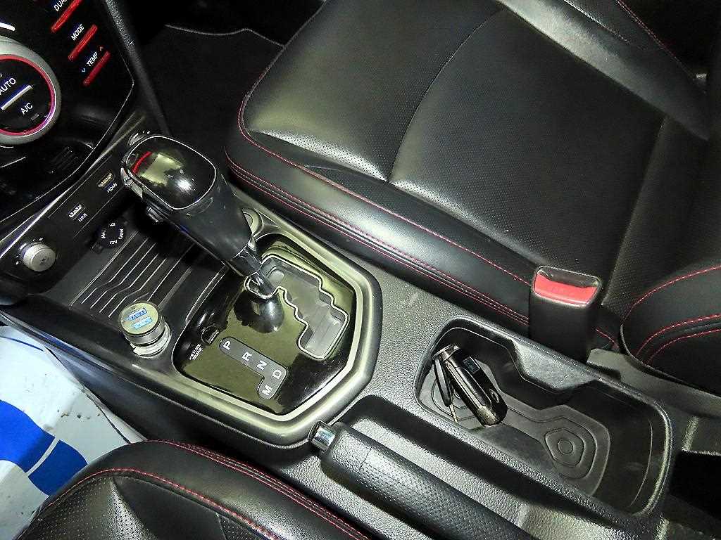 Ssangyong Tivoli - Vista 12