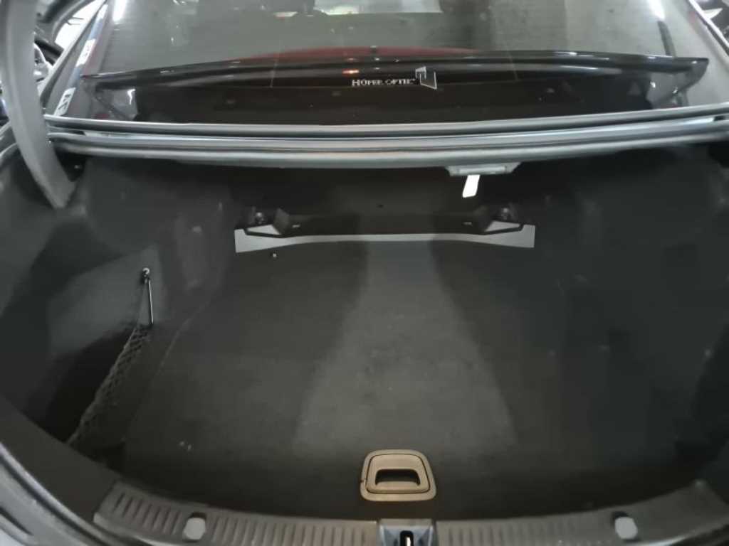 Mercedes Benz E class - Vista 5