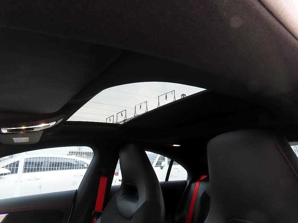 Mercedes Benz CLA Class 2020 Blanco - Importación desde Corea - HF Imports Iquique - Foto 18