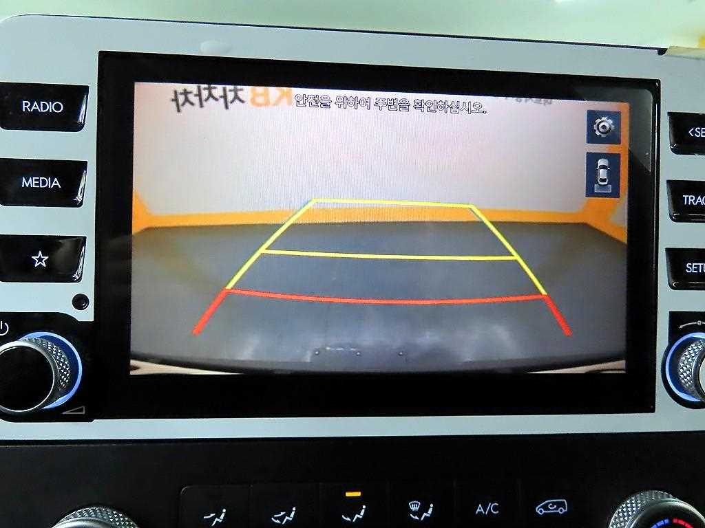 HYUNDAI Staria 2023 Plateado - Importación desde Corea - HF Imports Iquique - Foto 15