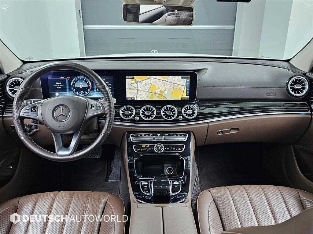Mercedes Benz E class - Vista 7