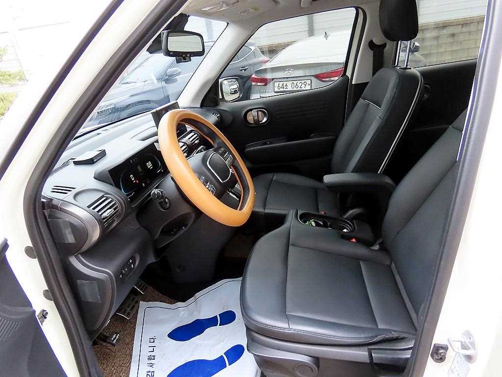 HYUNDAI Casper - Vista 5