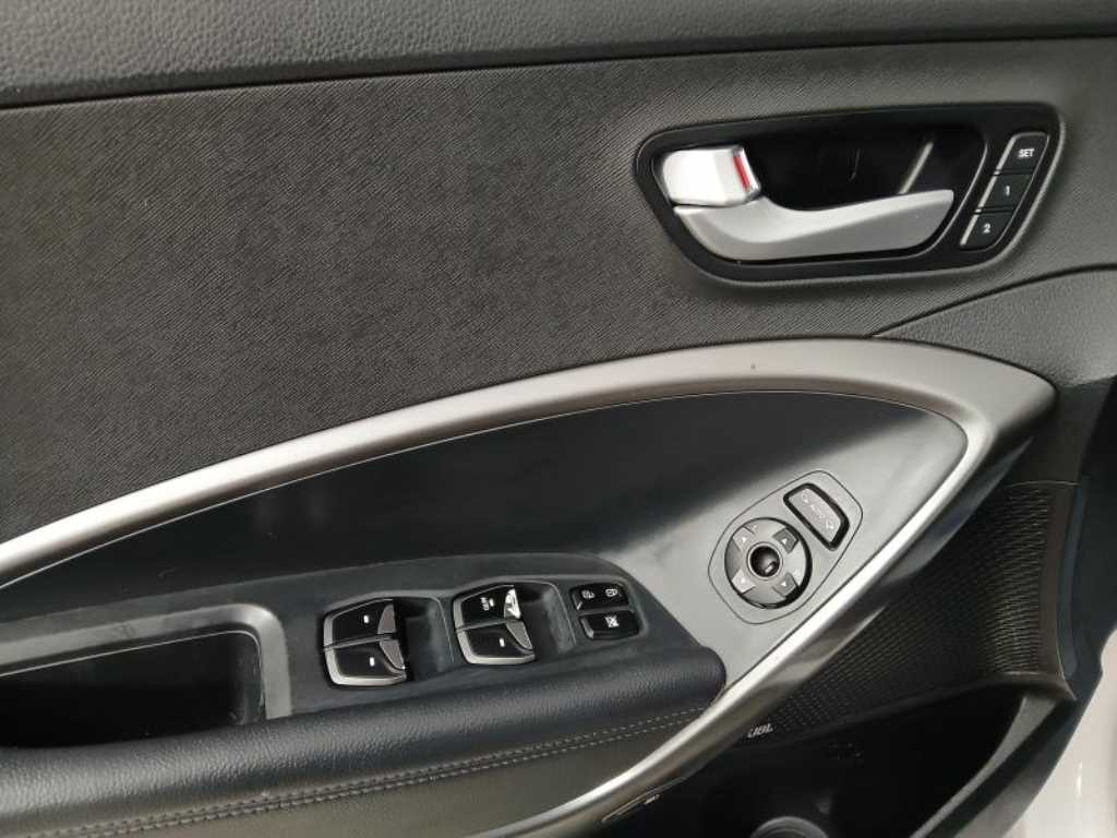 HYUNDAI Santa Fe - Vista 10