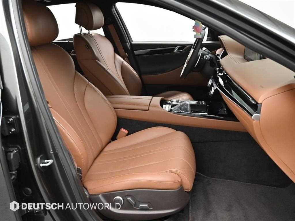 Genesis G80 - Vista 11