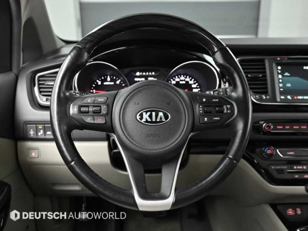 KIA Carnival 2018 Blanco - Importación desde Corea - HF Imports Iquique - Foto 13