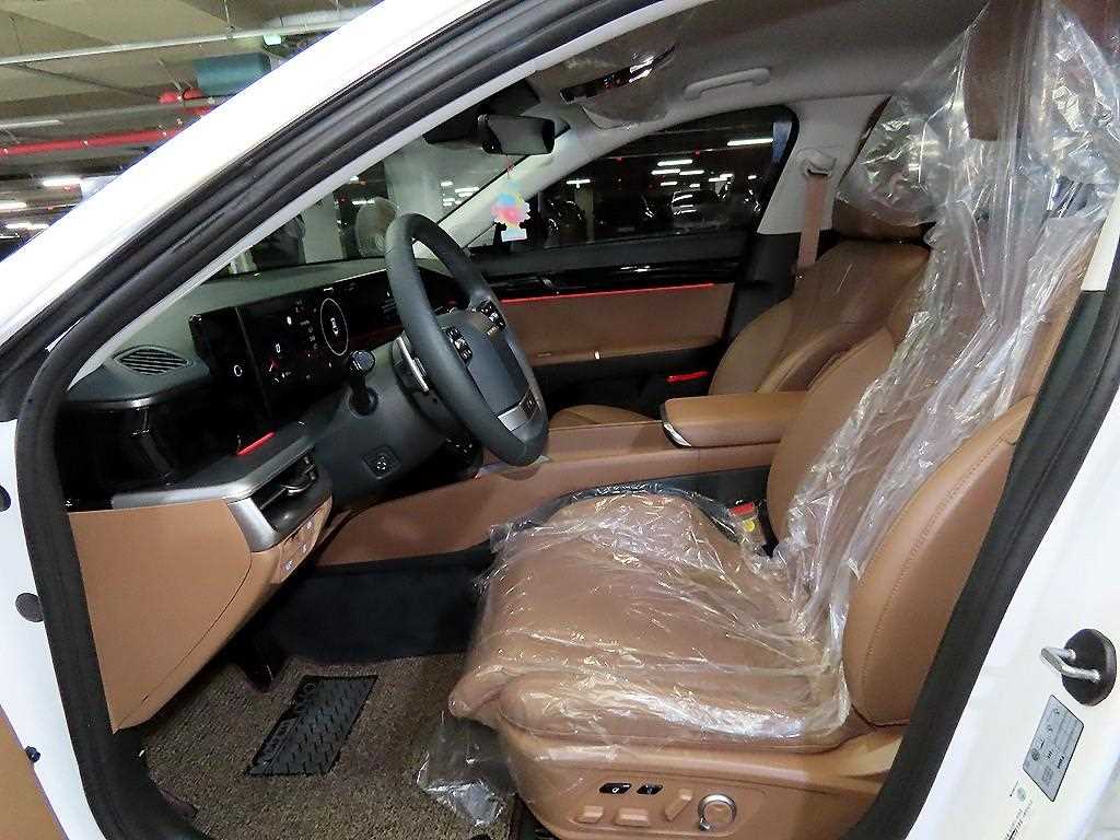 HYUNDAI Grandeur - Vista 7