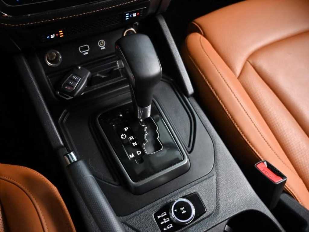 Ssangyong Rexton - Vista 9