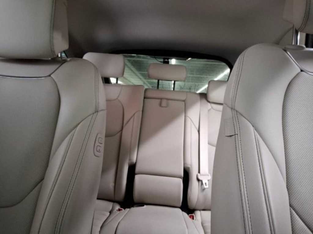 Genesis GV70 2023 Blanco - Importación desde Corea - HF Imports Iquique - Foto 1