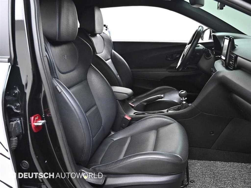 HYUNDAI Veloster - Vista 10