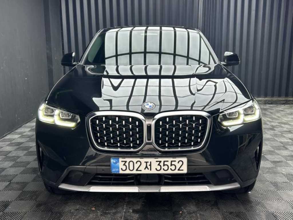 BMW X4 2022 Negro - Importación desde Corea - HF Imports Iquique - Foto 1