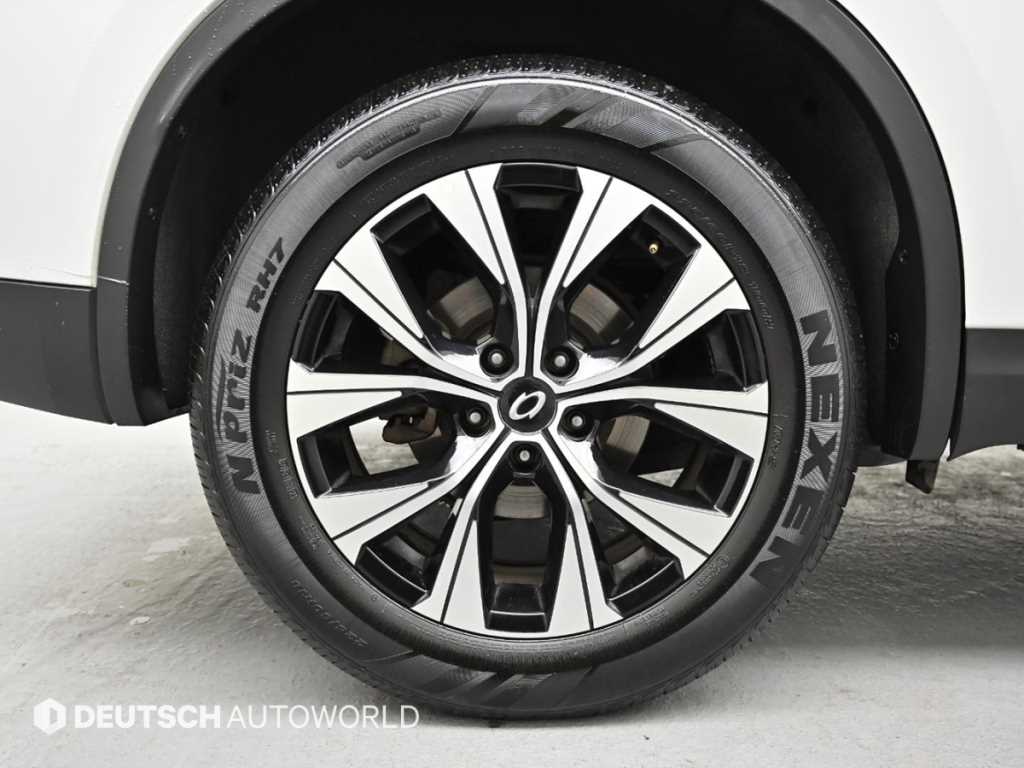 SAMSUNG QM6 - Vista 5