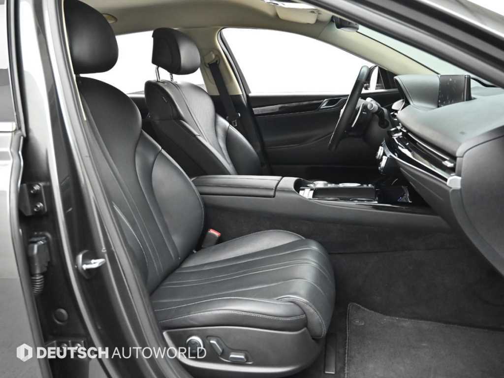 Genesis G80 - Vista 10