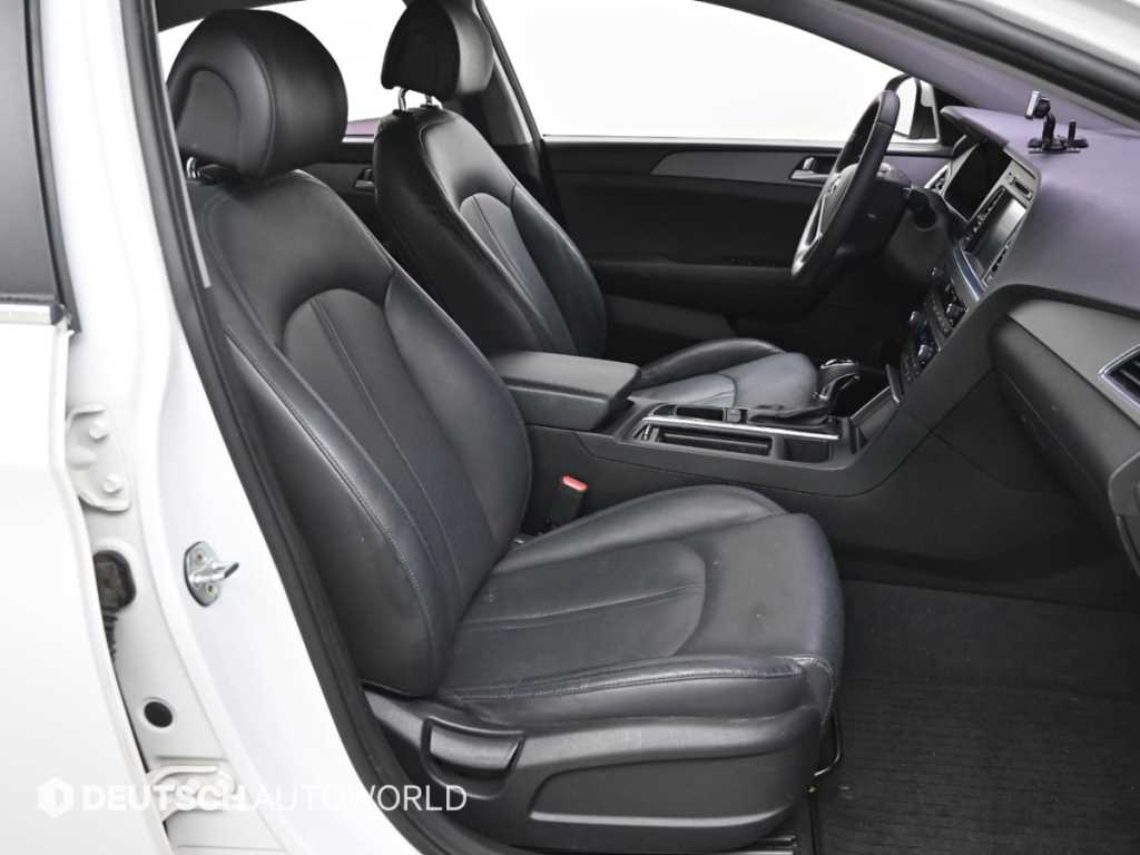 HYUNDAI Sonata - Vista 10