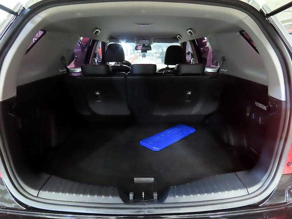 Ssangyong Tivoli 2017 Negro - Importación desde Corea - HF Imports Iquique - Foto 18