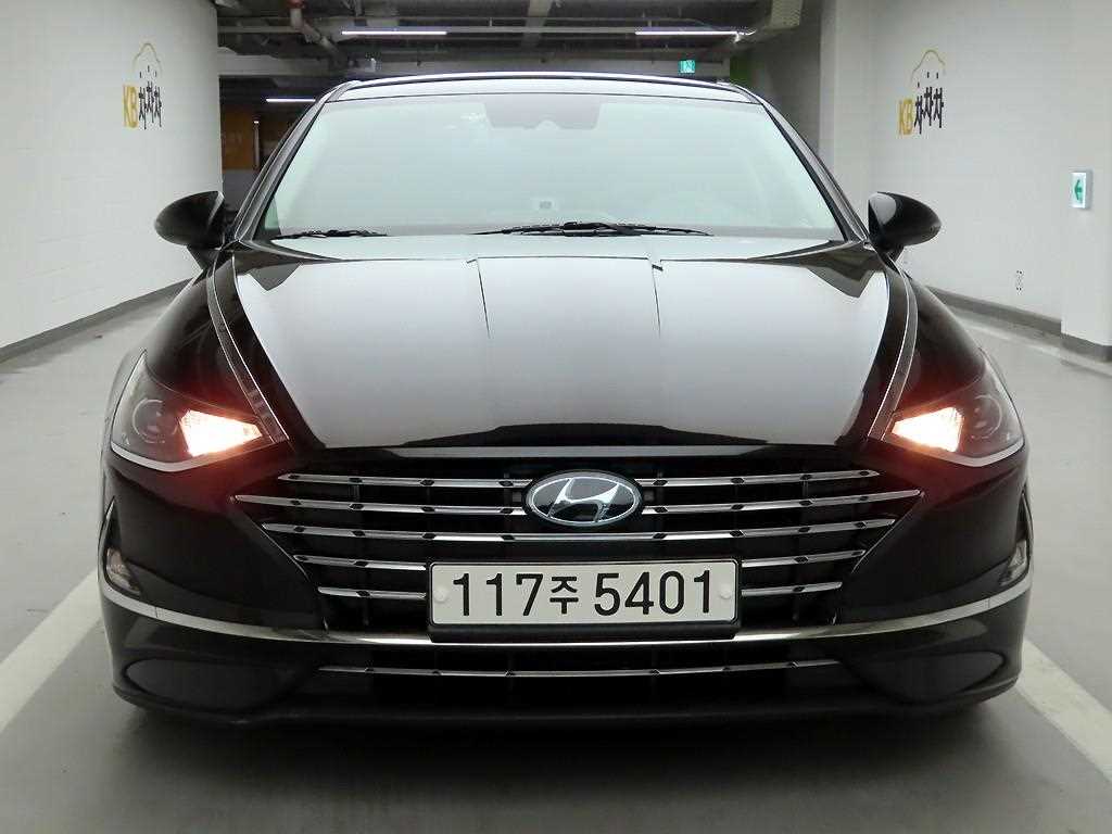 HYUNDAI Sonata - Vista 2