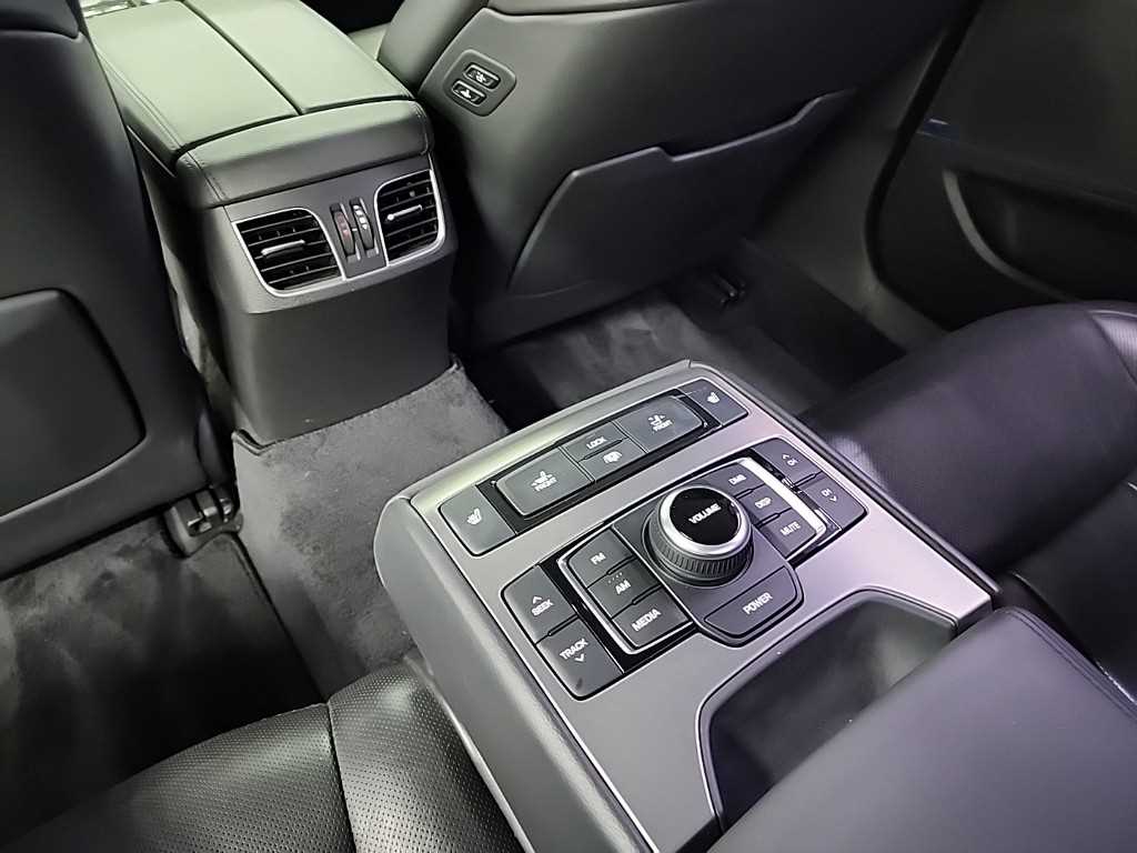 HYUNDAI Genesis 2015 Negro - Importación desde Corea - HF Imports Iquique - Foto 13