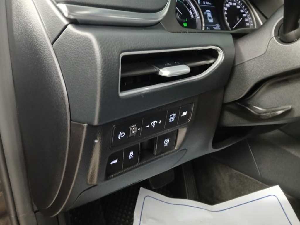 HYUNDAI Sonata - Vista 11