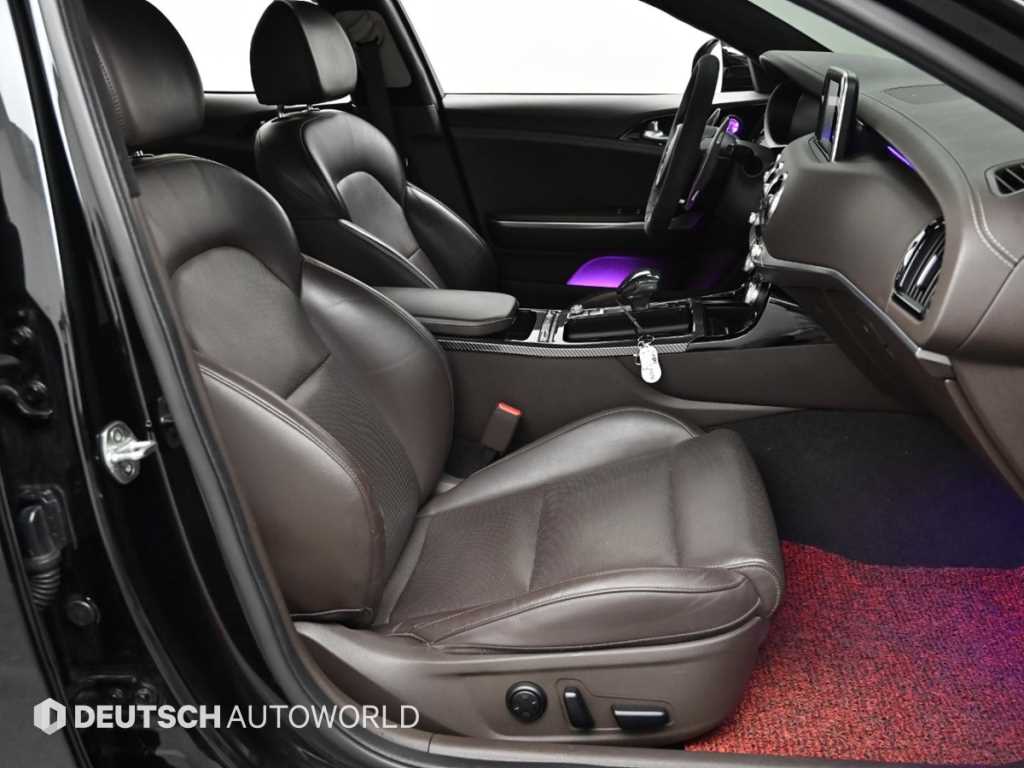 KIA Stinger - Vista 10