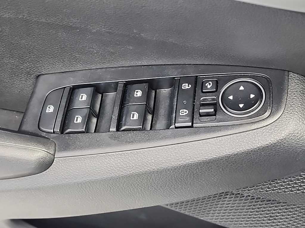 KIA Seltos 2020 Blanco - Importación desde Corea - HF Imports Iquique - Foto 17