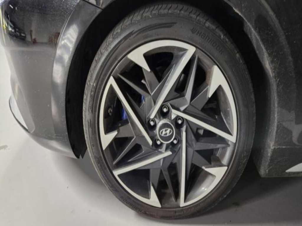 HYUNDAI Grandeur - Vista 2