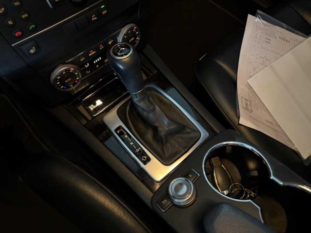 Mercedes Benz GLK Class - Vista 9