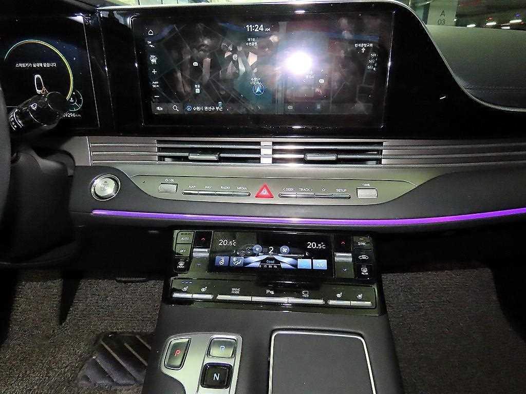 HYUNDAI Grandeur - Vista 11