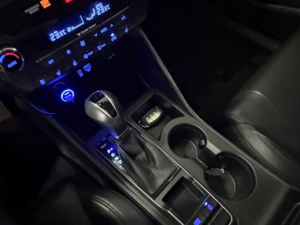 HYUNDAI Tucson - Vista 8