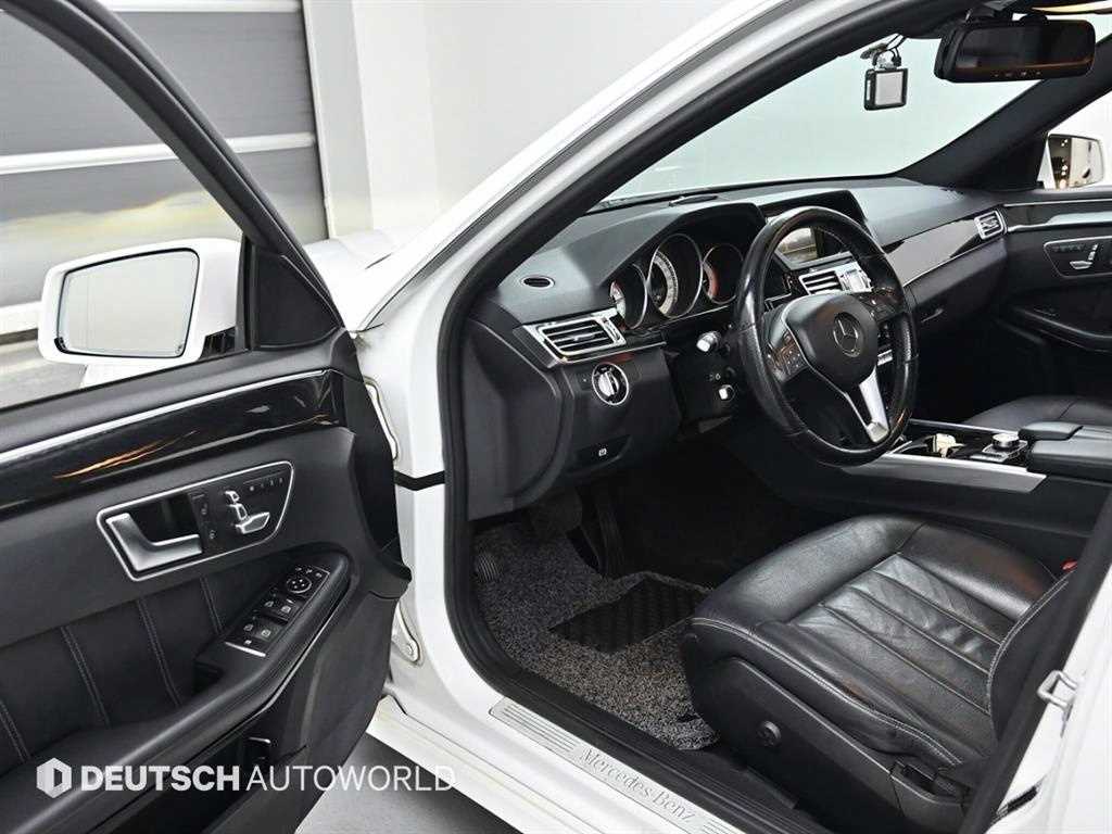 Mercedes Benz E class - Vista 11