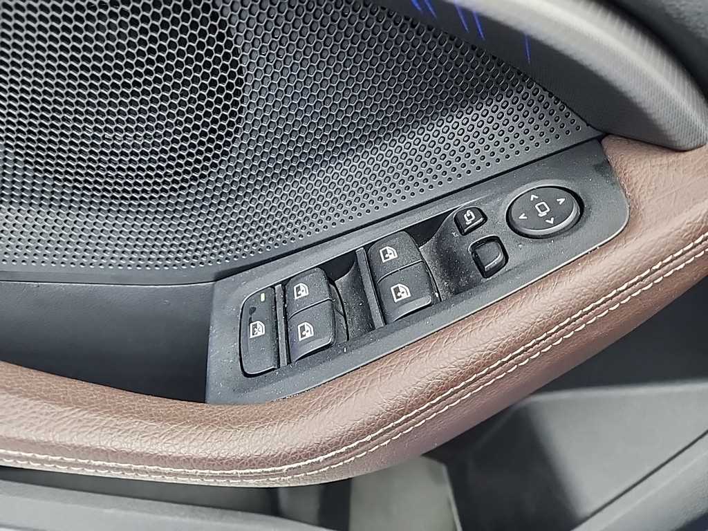 BMW 1 series 2021 Azul - Importación desde Corea - HF Imports Iquique - Foto 17