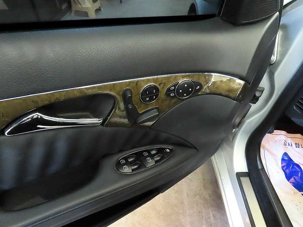 Mercedes Benz E class 2008 Plateado - Importación desde Corea - HF Imports Iquique - Foto 14