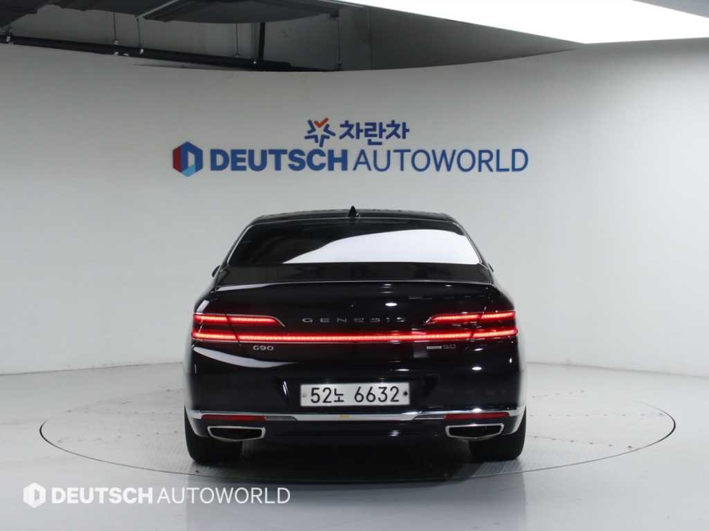 Genesis G90 - Vista 4