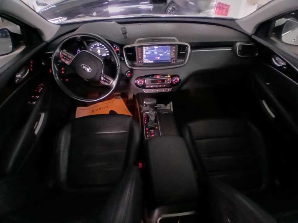 KIA Sorento - Vista 6