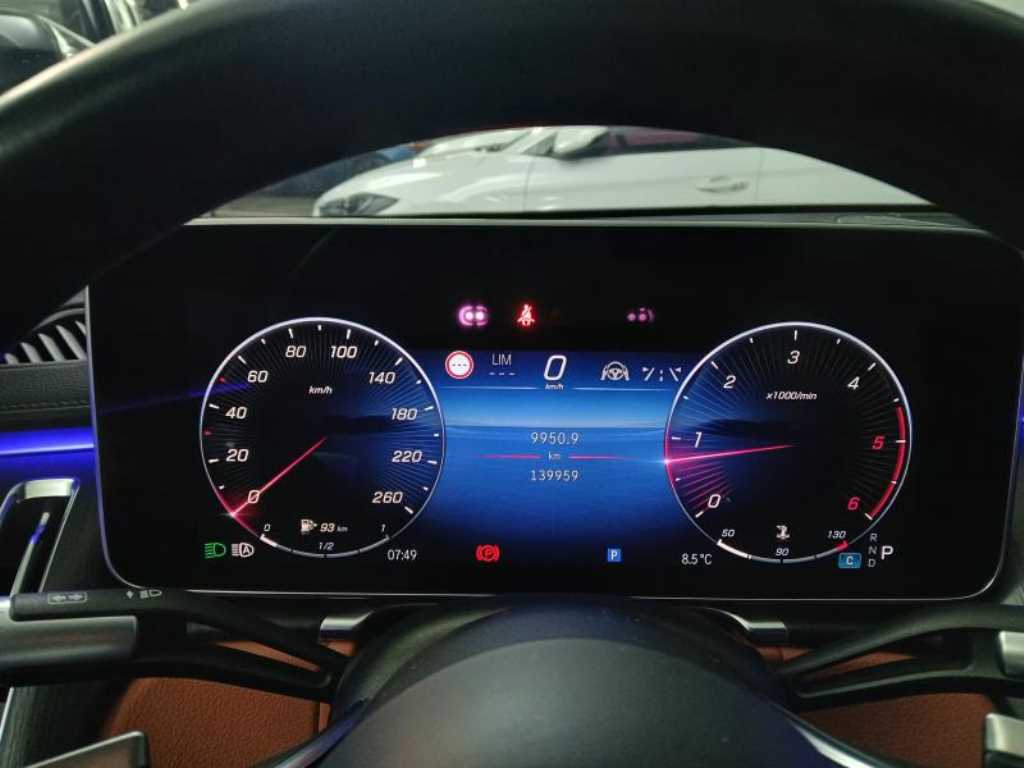 Mercedes Benz S Class - Vista 9