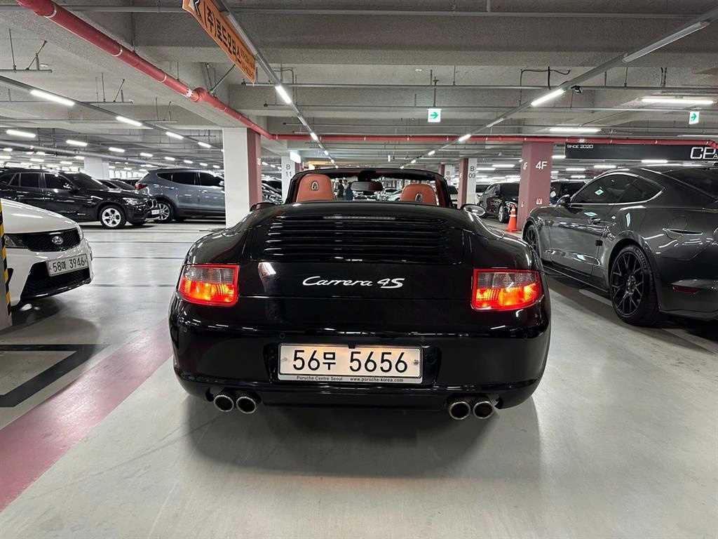 Porsche 911 - Vista 4