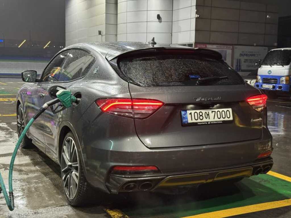 Maserati Levante - Vista 4