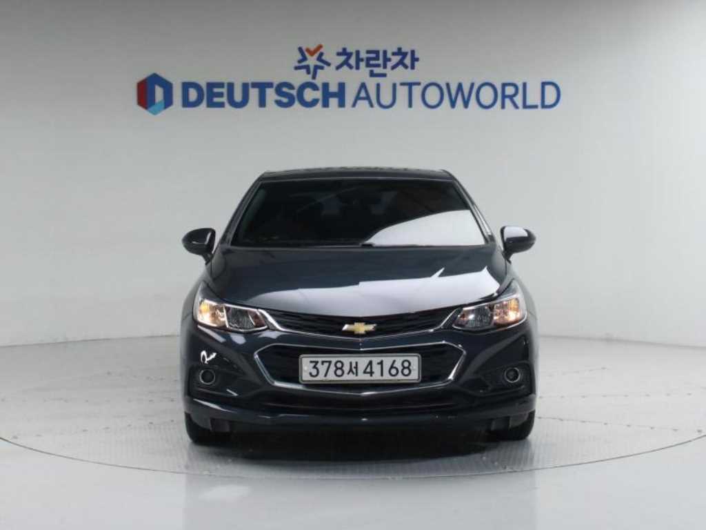 Chevrolet Cruise - Vista 3