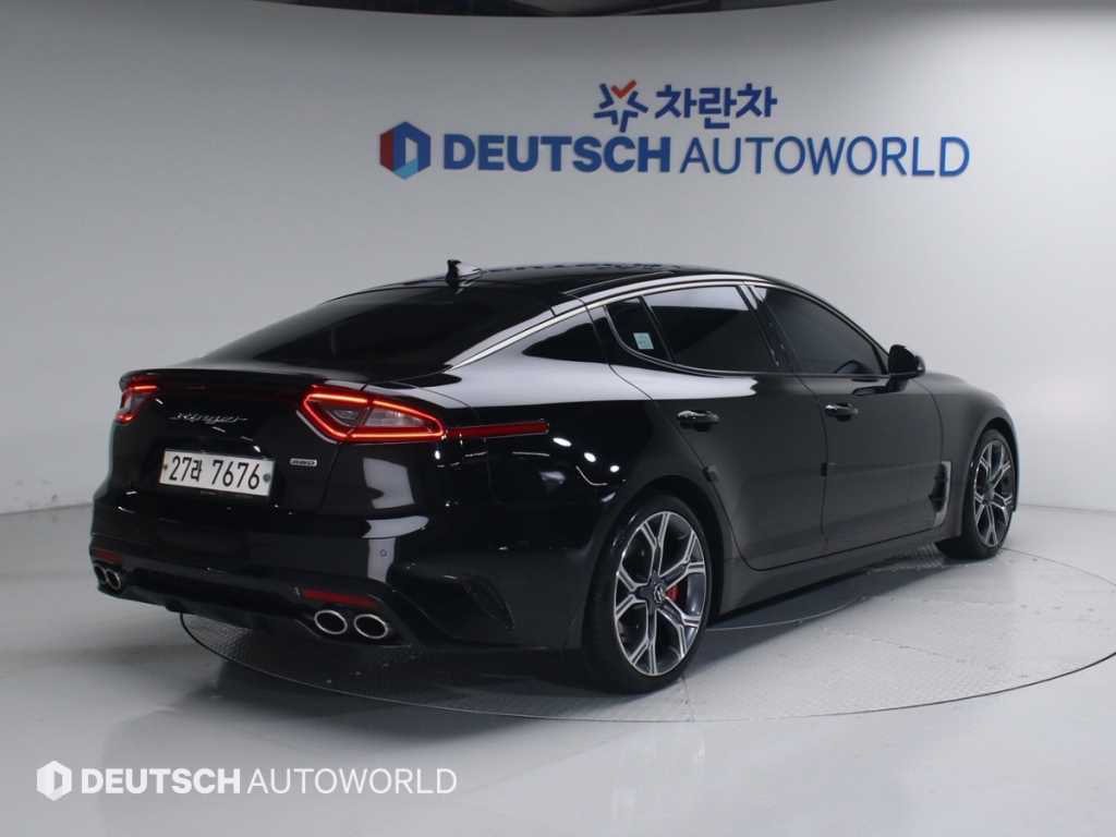 KIA Stinger - Vista 2