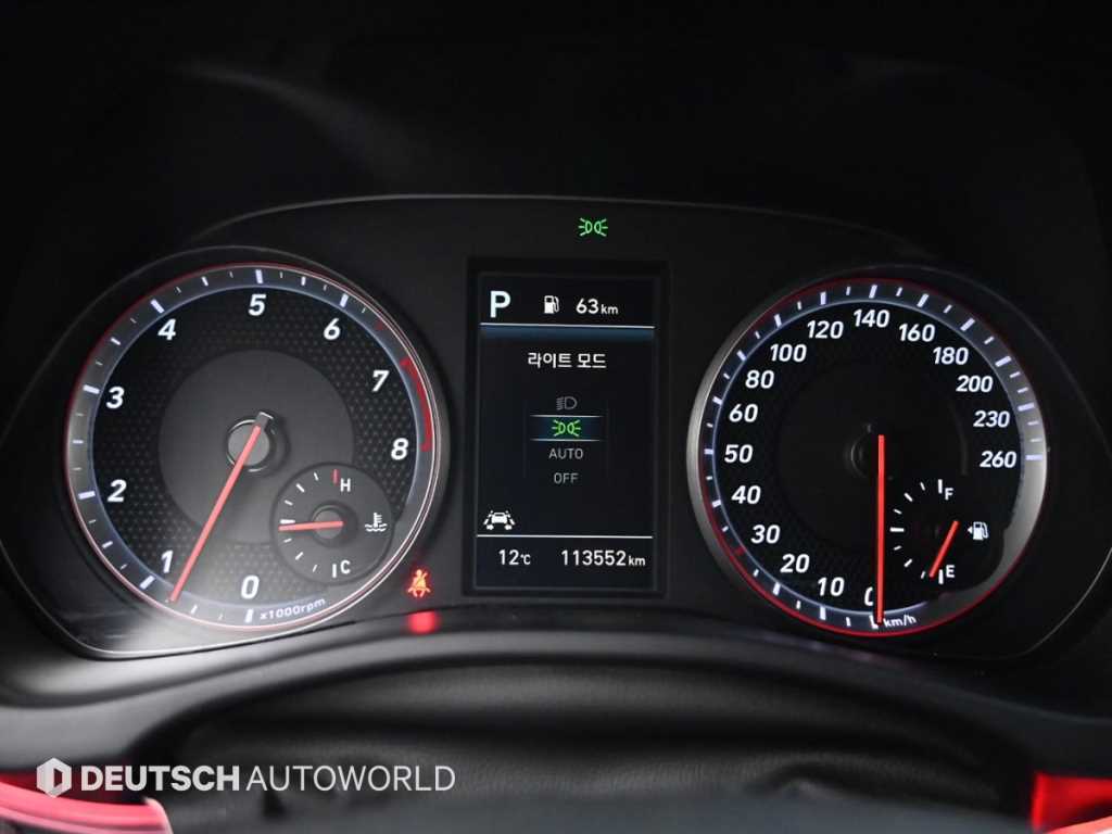 HYUNDAI Veloster - Vista 8