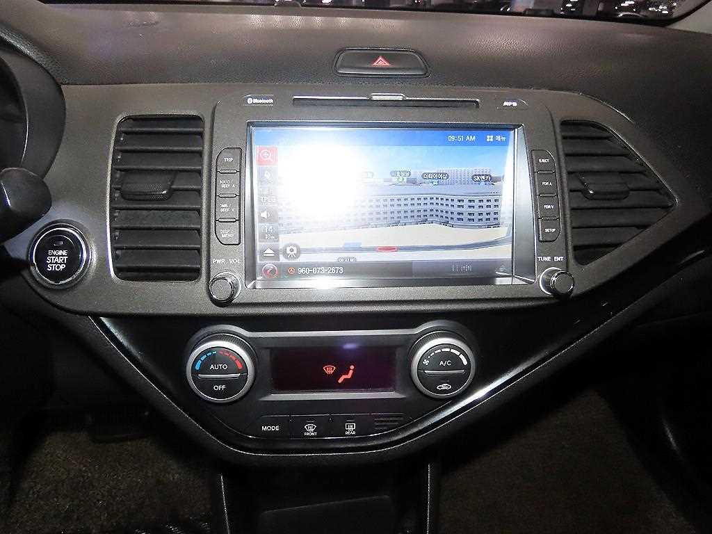 KIA Morning - Vista 11