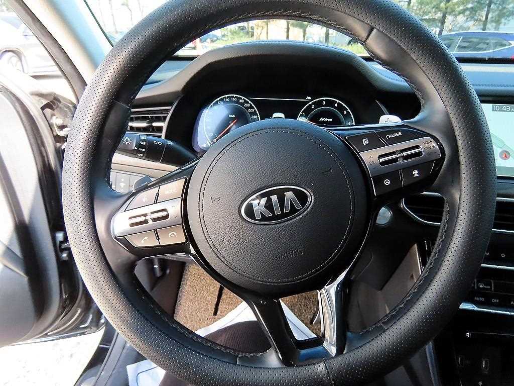 KIA K7 - Vista 8