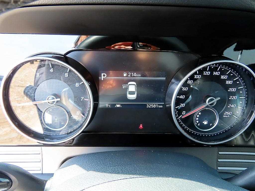 HYUNDAI Grandeur - Vista 8