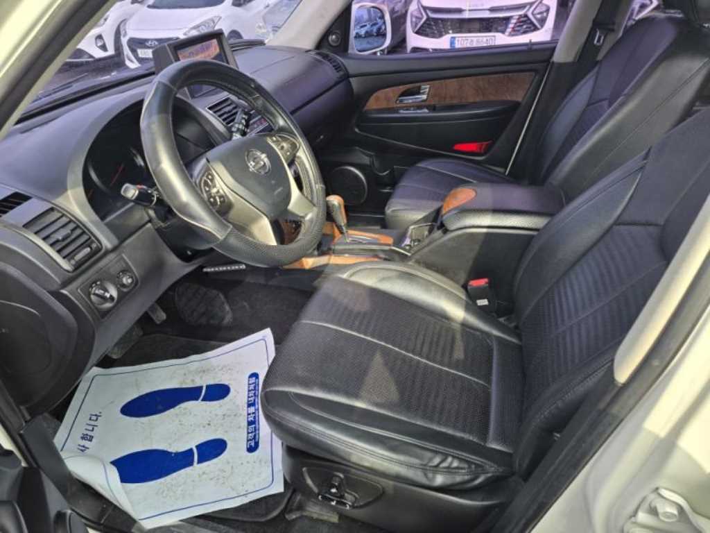 Ssangyong Rexton - Vista 6