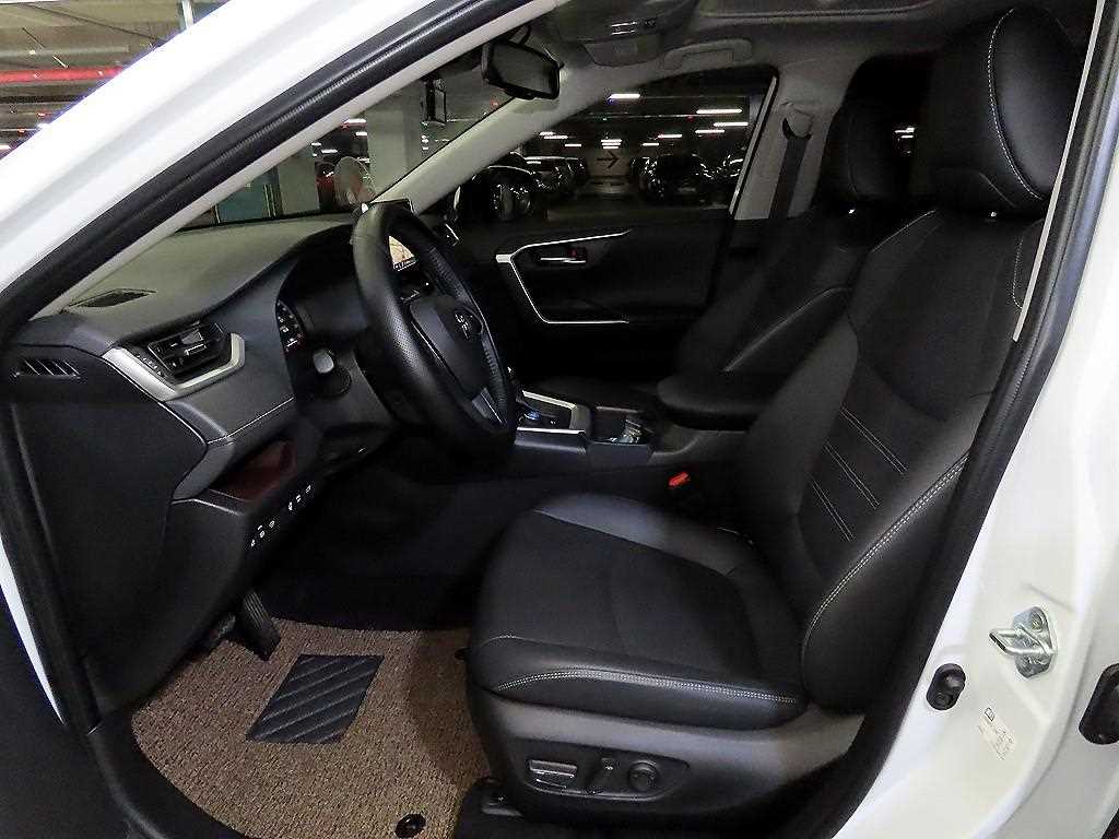 Toyota RAV4 - Vista 6